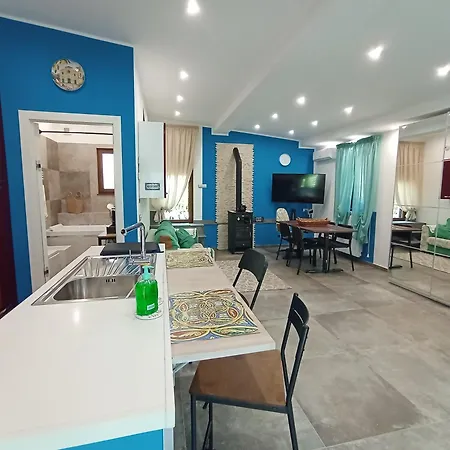 Casa Mia * סקאלה